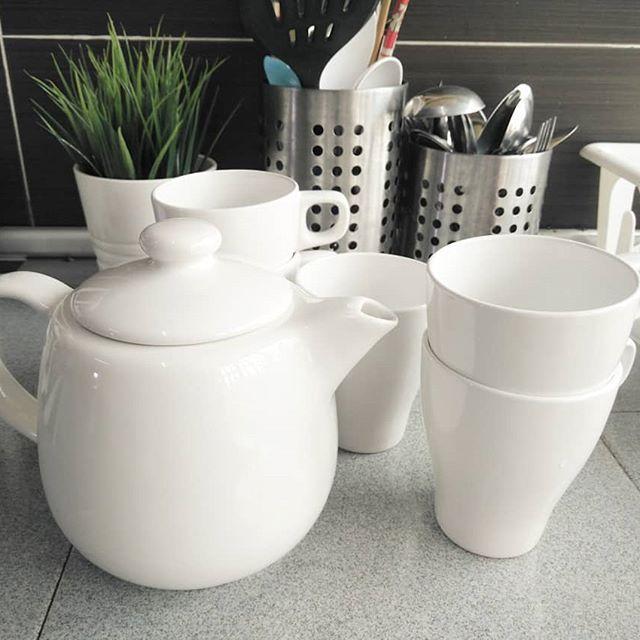 BON CHINA,white tea-saucer set